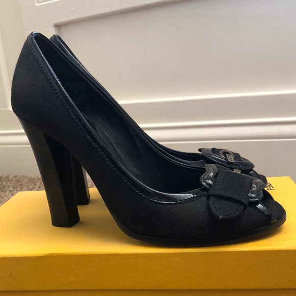 FENDI B Buckle peep-toe heels - size 8 - Picture 2 of 7